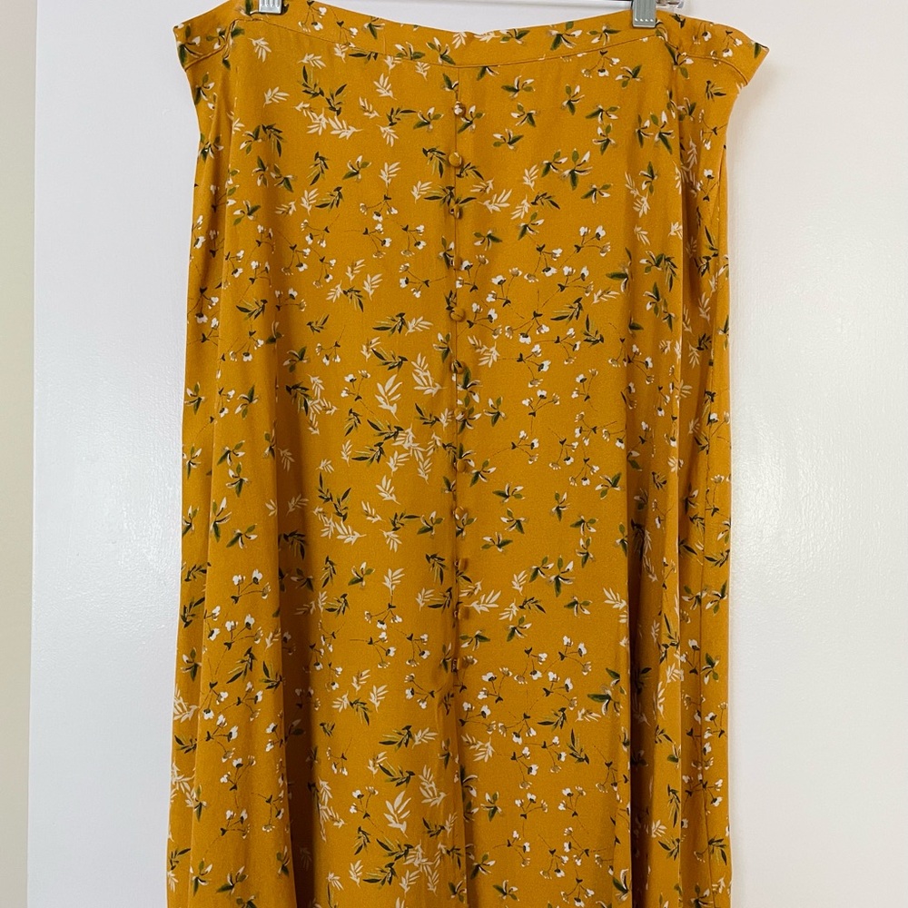 XL Petite Banana Republic Midi Skirt